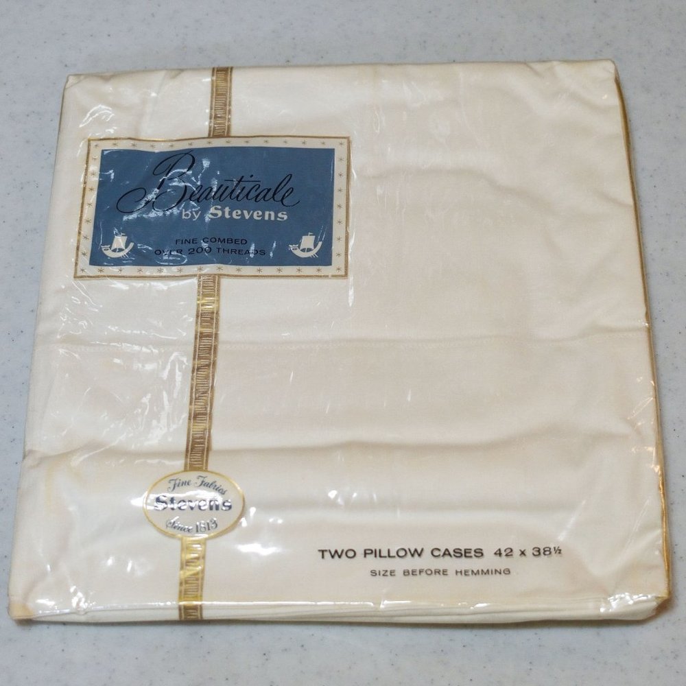 NWD Stevens Beauticale Cotton 200 Thread (2) Cream Pillow Cases 42 x 38.5